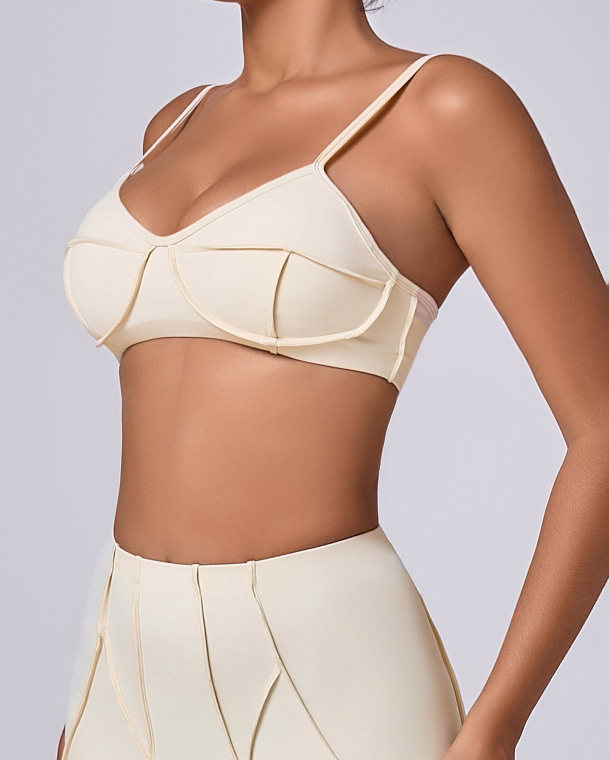 Kira Sports Bra - Beige