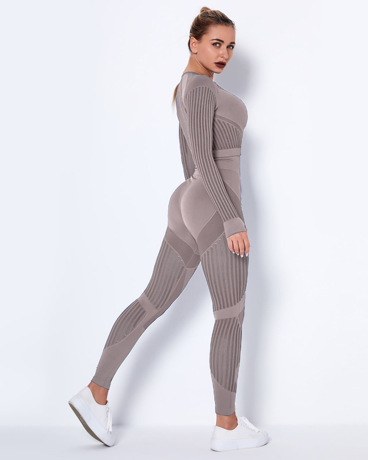 Lorica Long Sleeve - Brown