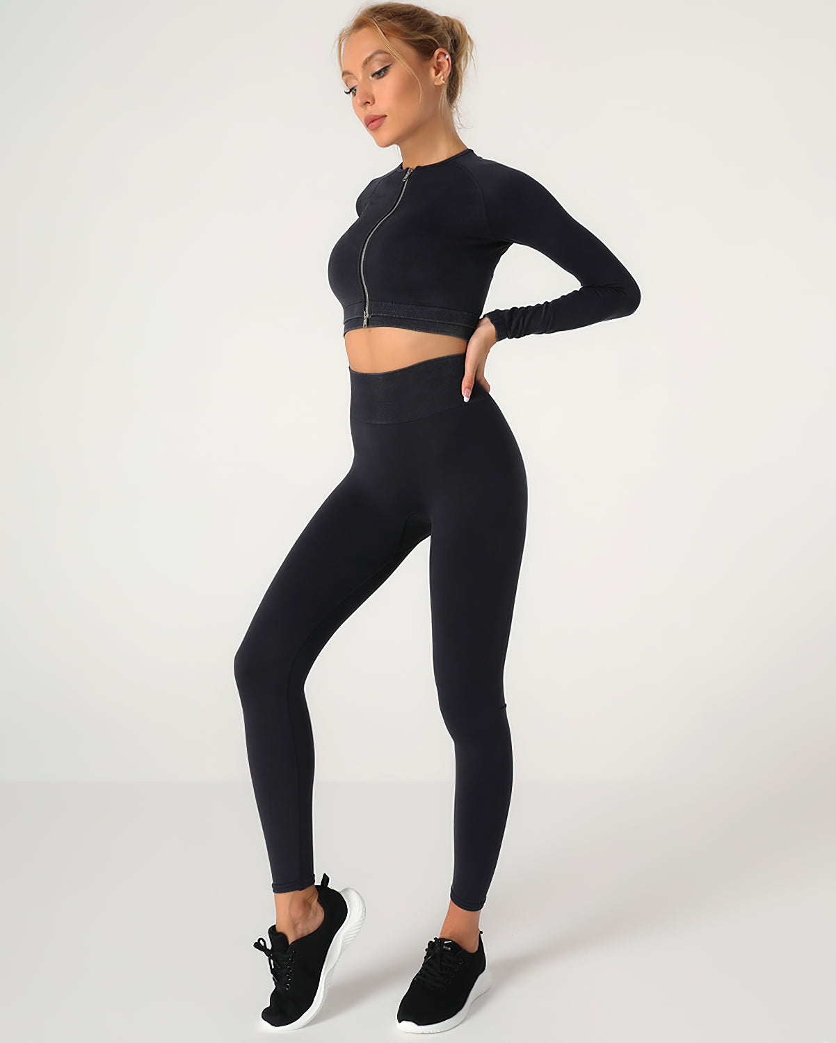 Yesley Long Sleeve - Black