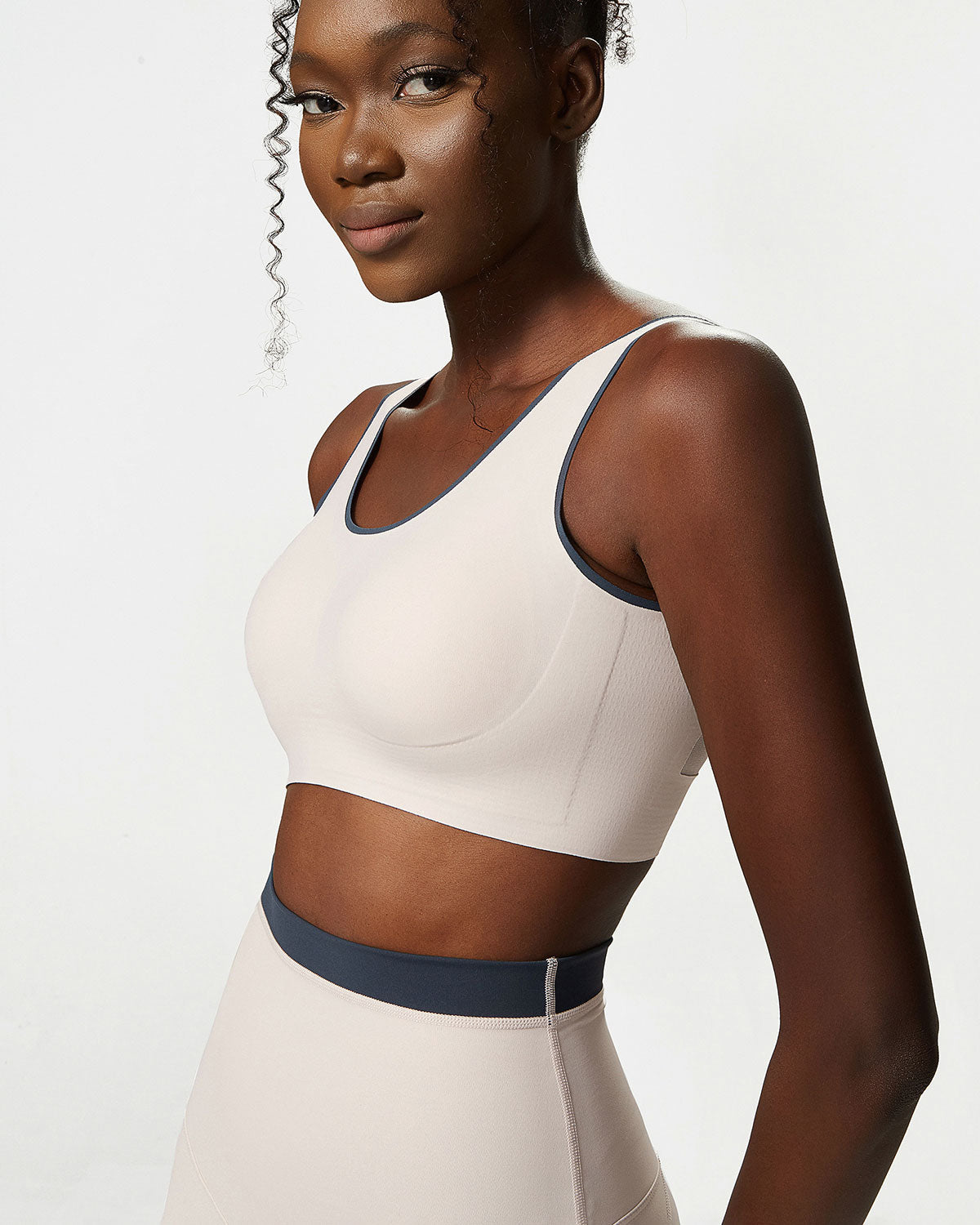 Juno Sports Bra - Beige Mist