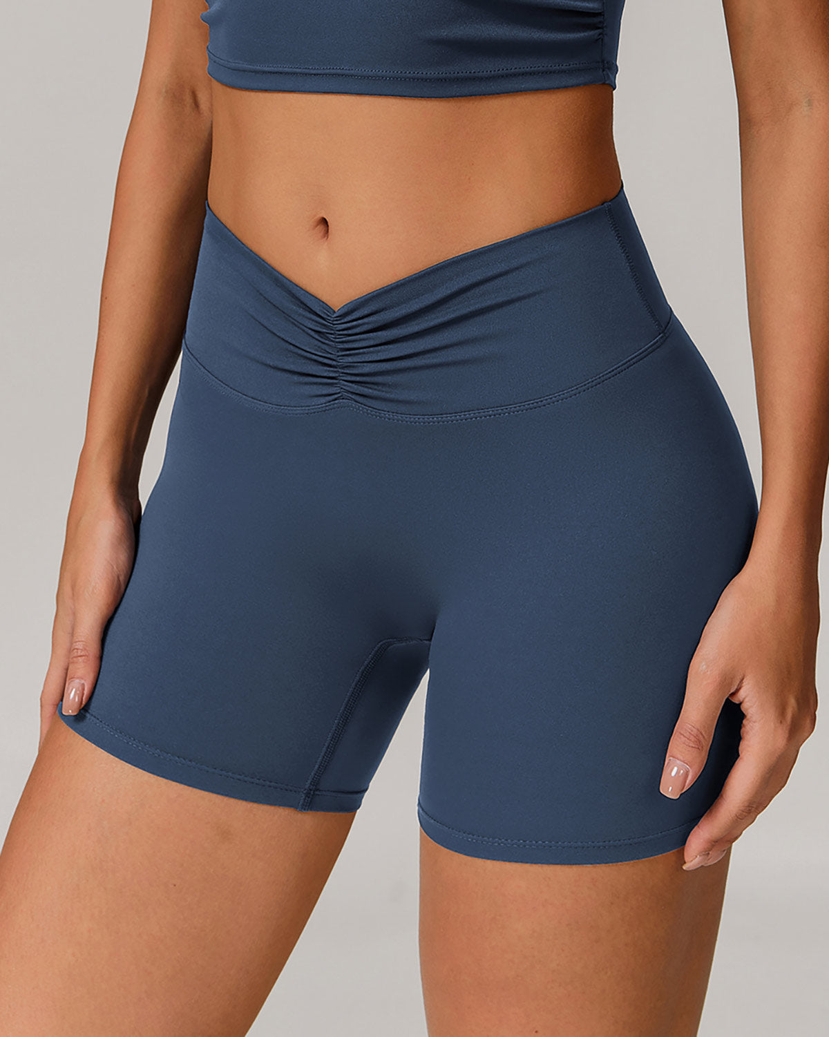 Lyra Scrunch Shorts - Navy