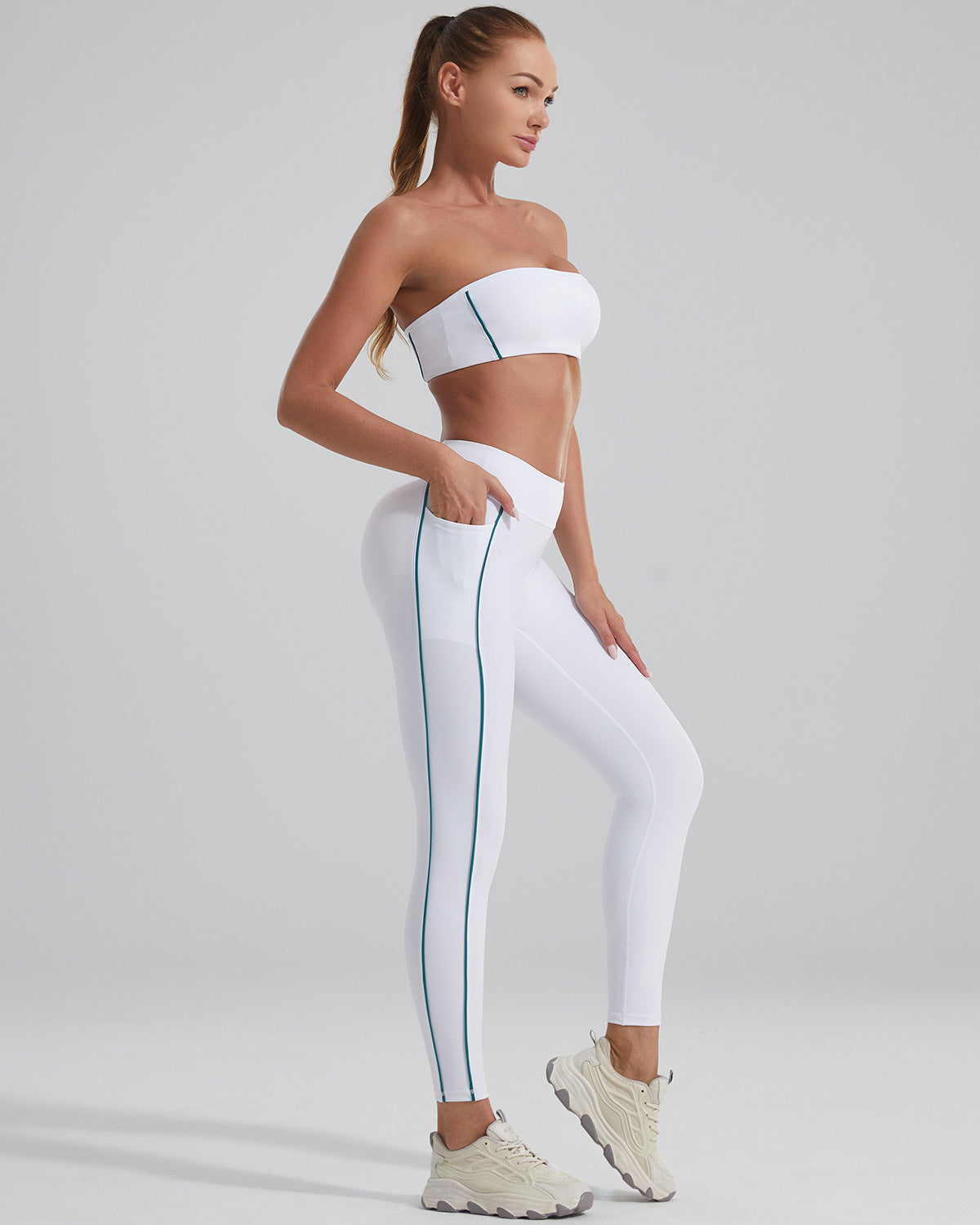Pearl Seamless Leggings - White