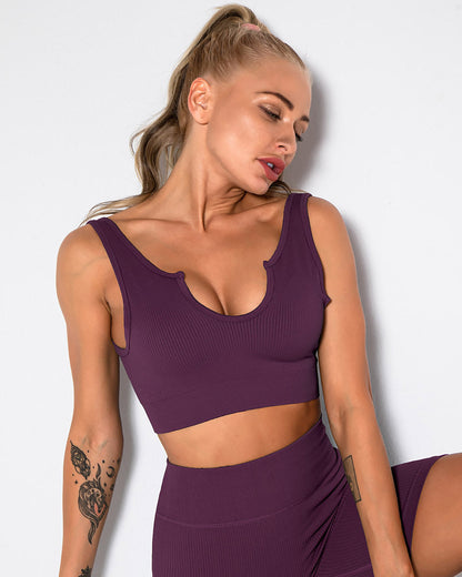 Nieve Keyhole Sports Bra