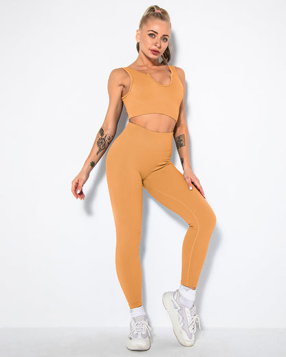 Nieve Keyhole Sports Bra