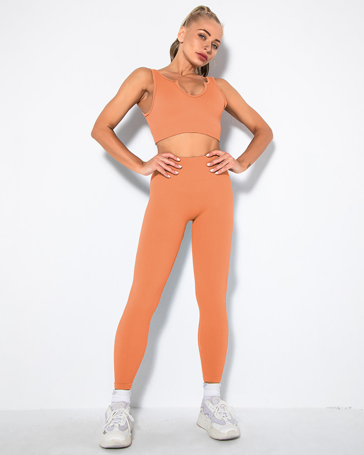 Nieve Keyhole Sports Bra - Tangerine