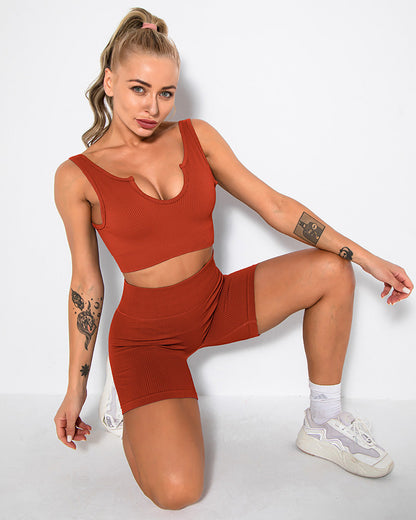 Nieve Keyhole Sports Bra