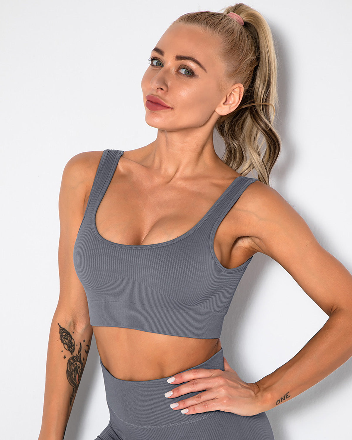 Nieve Sports Bra