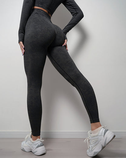 Omira Seamless Scrunch Leggings